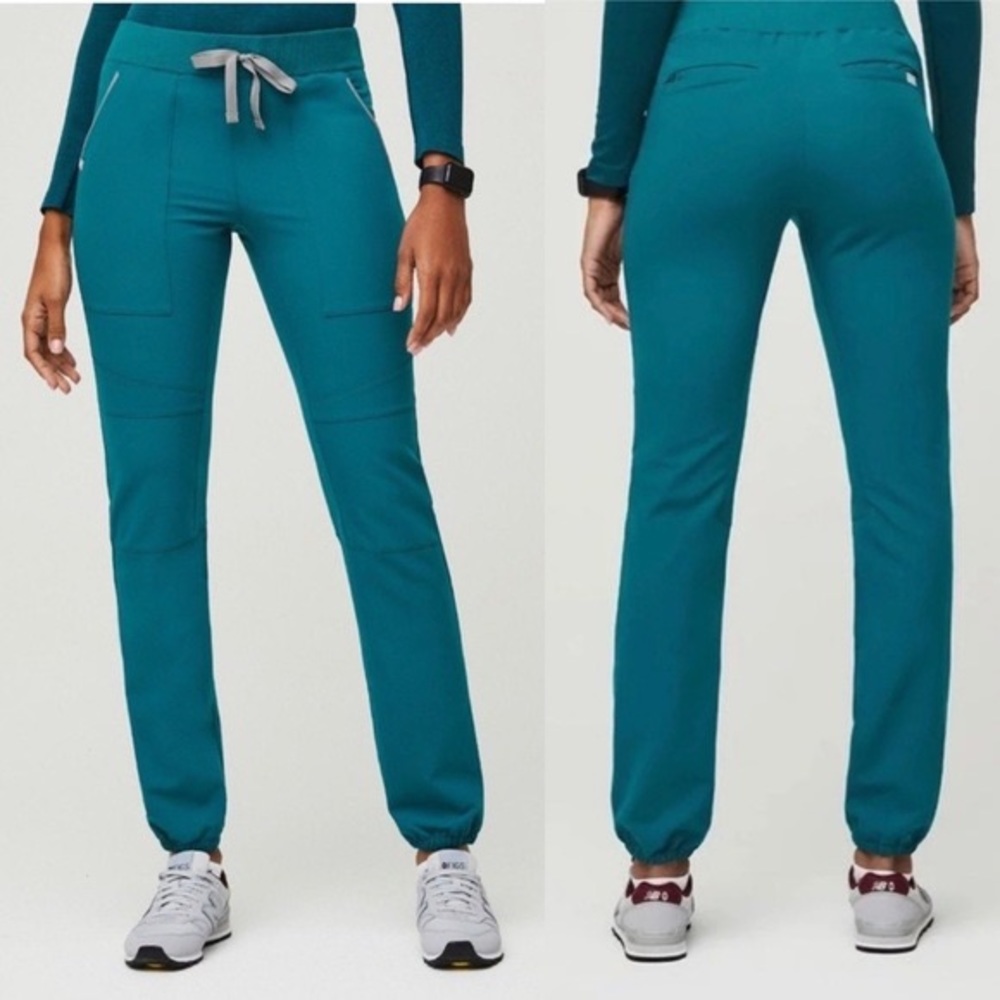 Figs Pacific Blue Venice - Petite Slim Jogger Scrub Pants M Petite/Pacific Blue